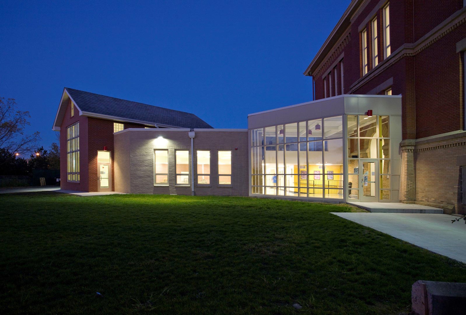 Ohio Avenue Elementary School, Exterior of new entrance lobby at night